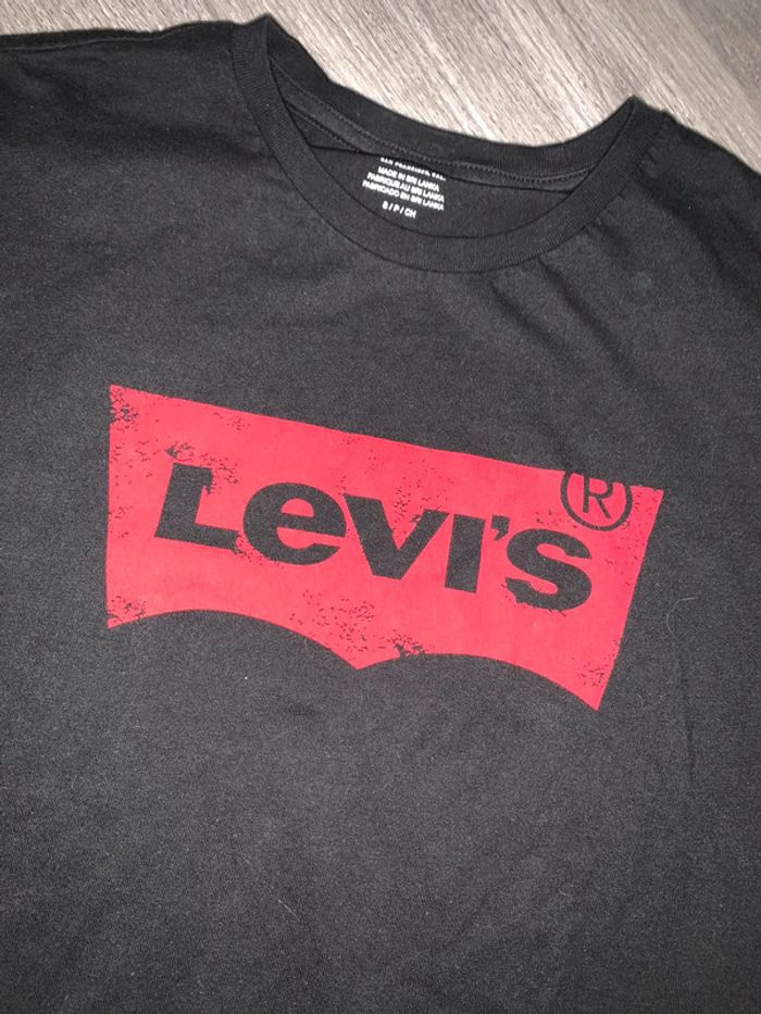 Tshirt noir Levi’s - photo numéro 2