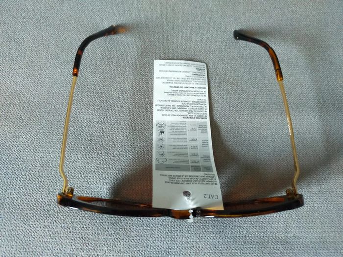 Lunettes de soleil rondes écaille & doré – Neuves avec étiquette - photo numéro 3