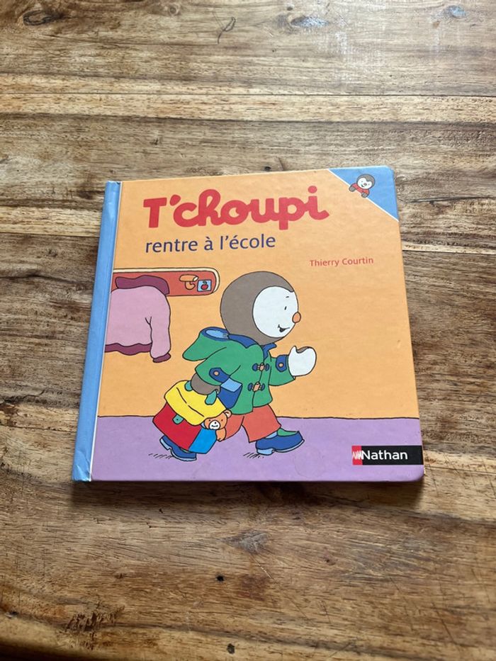 T’choupi rentre à l’école
