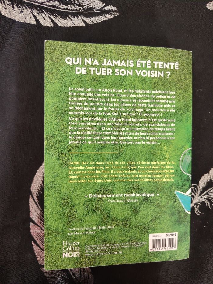 Roman très chers voisins - photo numéro 2