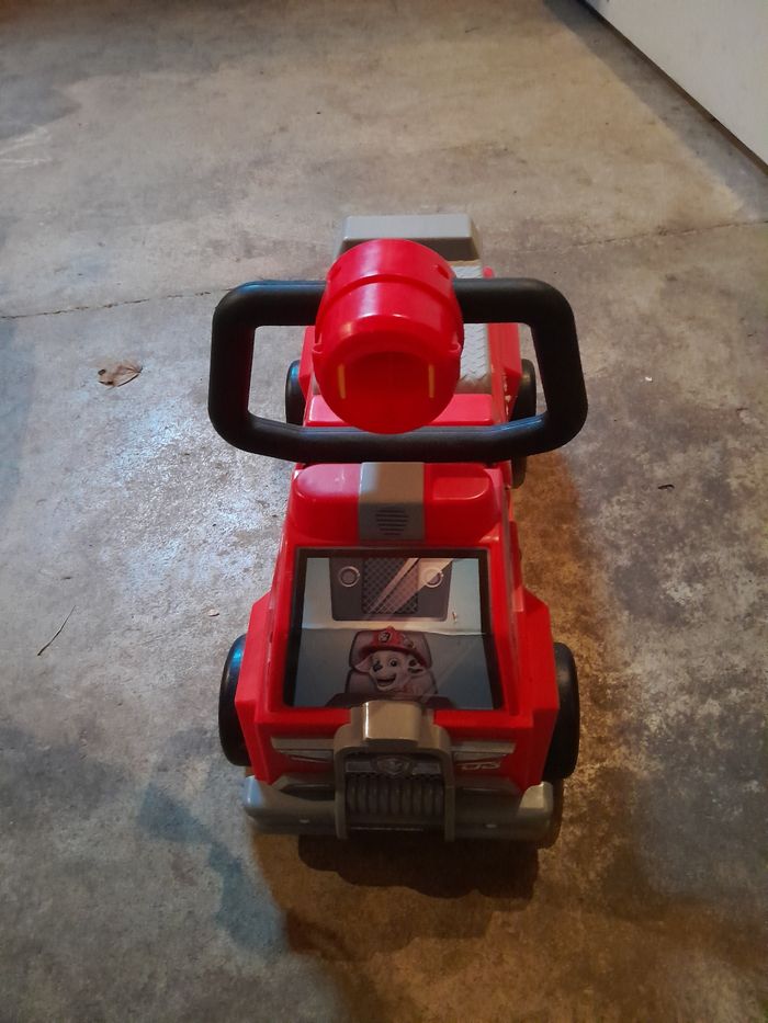 Camion rouge enfant - photo numéro 2