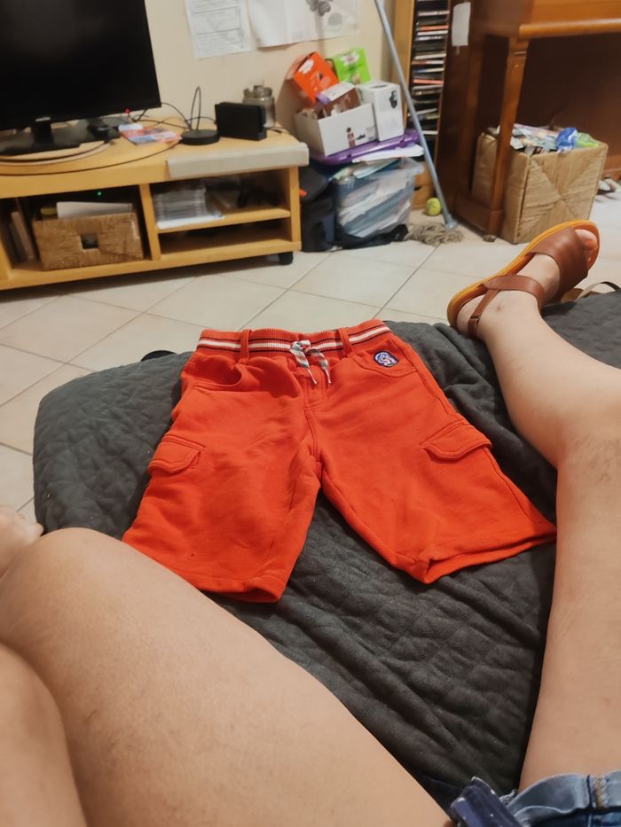 Short sergent major 6 ans 116 cm.