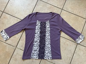 TEE shirt taille 38