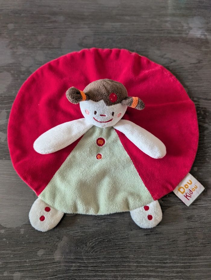 Doudou marionnette petite fille