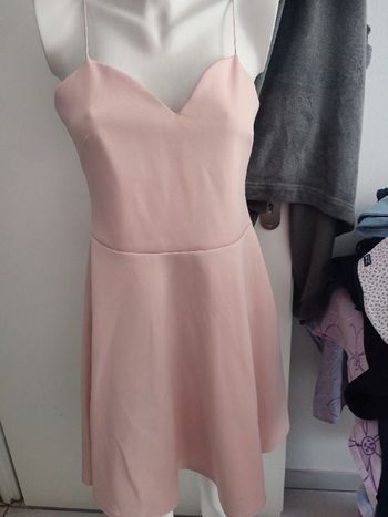 #kytie40femme. Robe 👗 bretelles taille 40