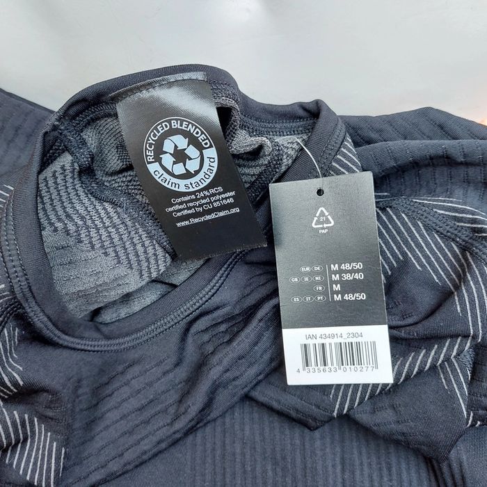 Maillot de sport neuf pour S - photo numéro 3