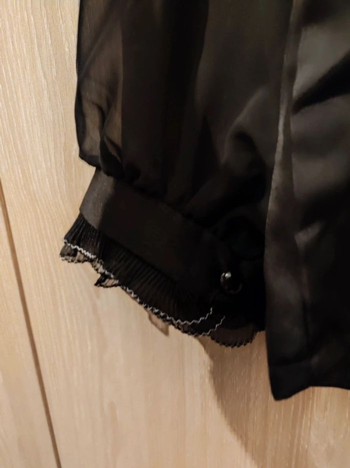 Blouse satin noir volants fantaisie t XXL - photo numéro 3