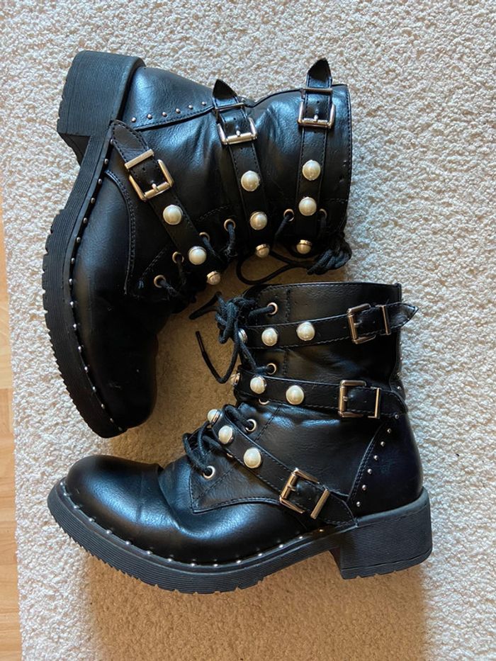 Bottines à perles