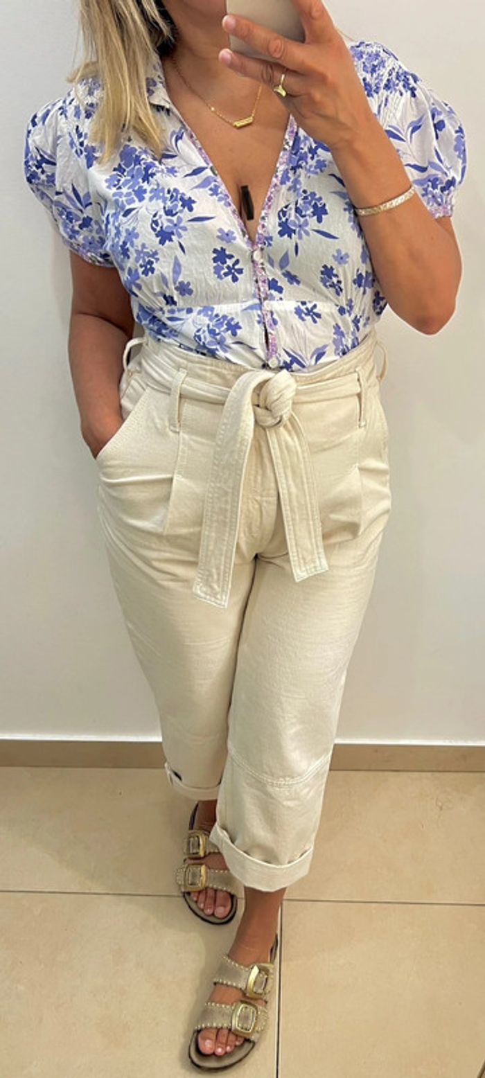 💙Chemise  blanche à fleurs bleue Trucco Taille 44 - photo numéro 4