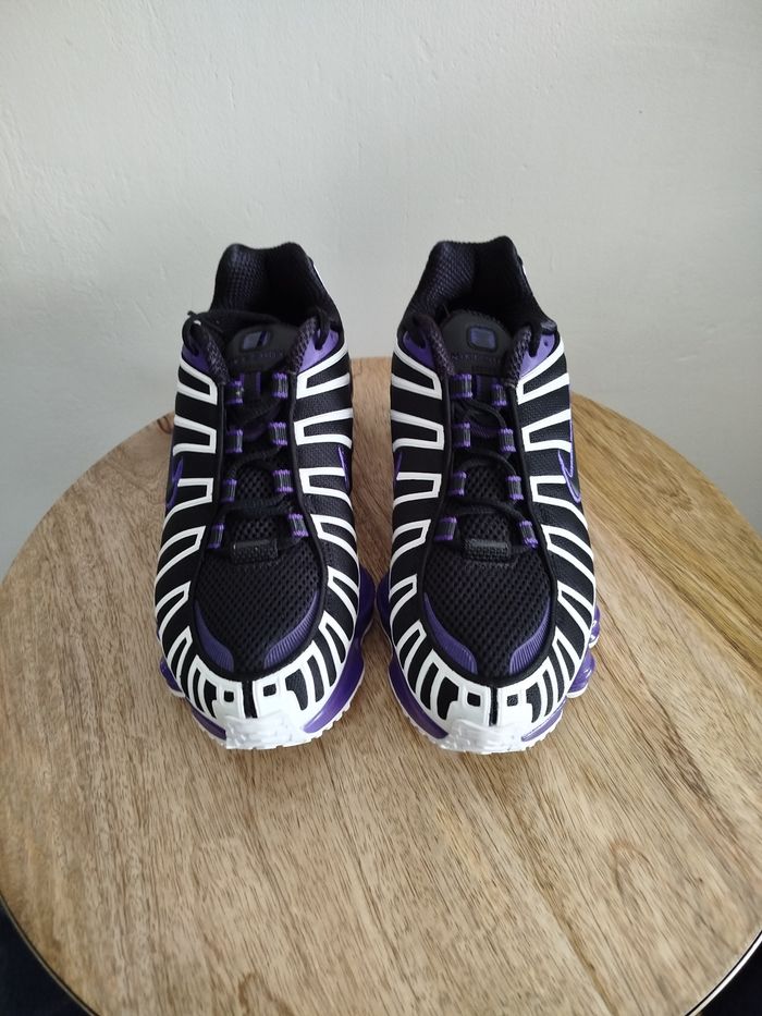 Baskets Nike T 38,5 - photo numéro 5