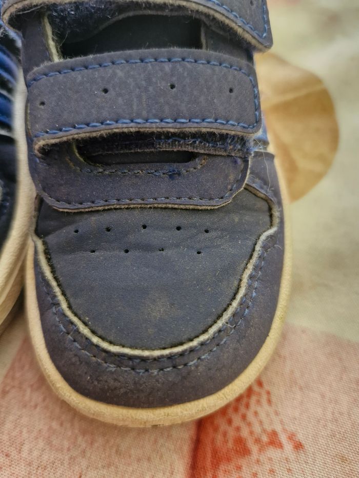 Chaussure addidas - photo numéro 3