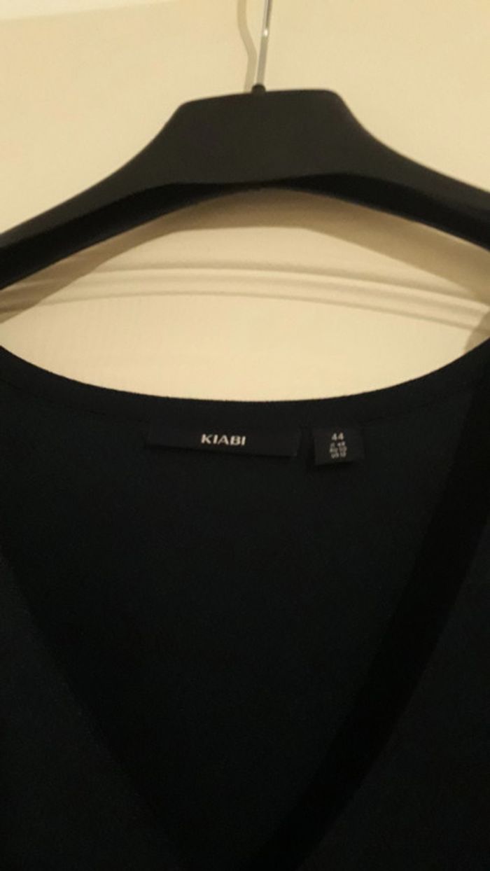 Robe bleue marine et perles dorées T44 - TBE - photo numéro 2