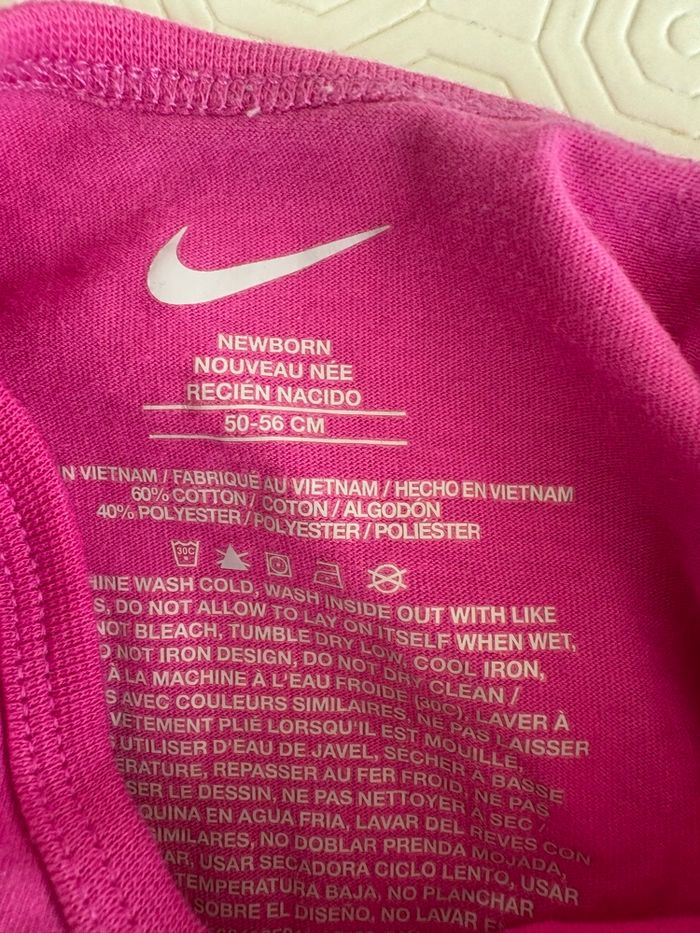 Lot de body Nike - photo numéro 5