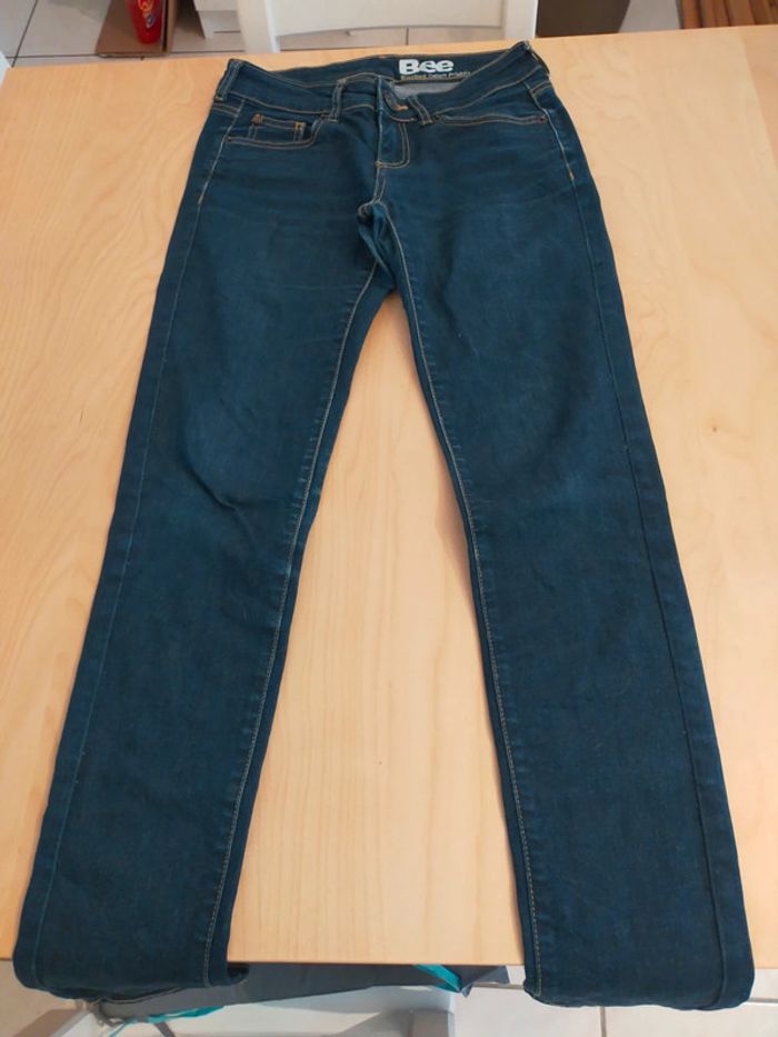 Jean bizzbee taille 36 coupe slim - photo numéro 3