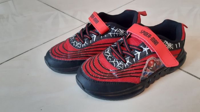 Basket Spiderman T31 7€