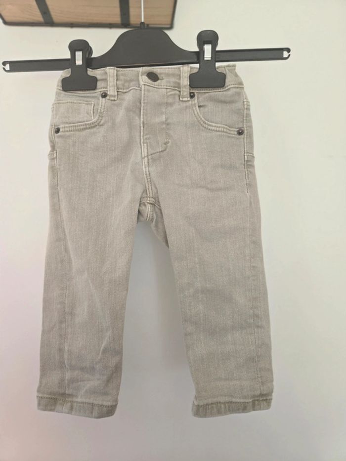 Ensemble t-shirt et Jean / Primark et Zara 9/12 mois 👦 - photo numéro 5