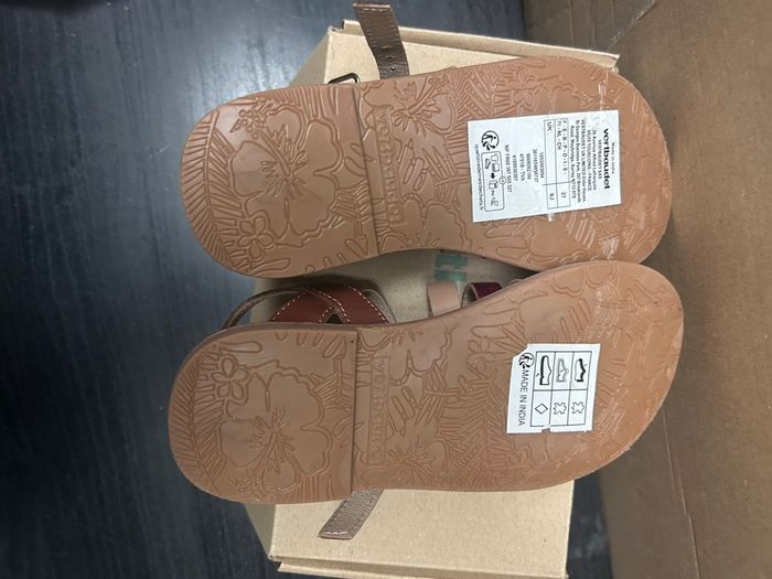 Sandales ouvertes rose et marron - T.27 - Vertbaudet - Neuf avec étiquette - photo numéro 3