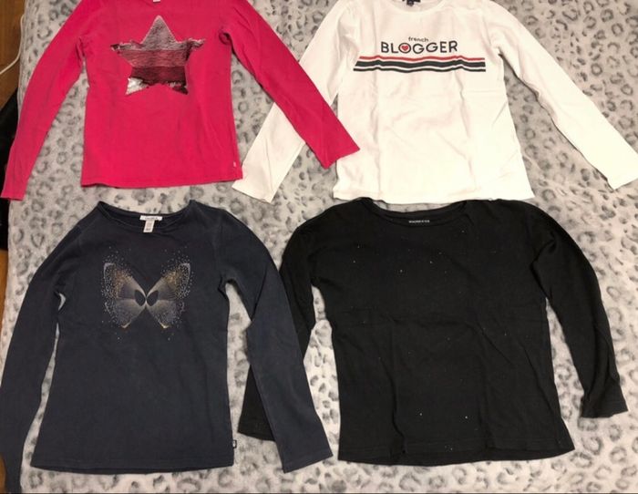 Lot de 4 tee-shirts à manches longues - taille 10 Ans