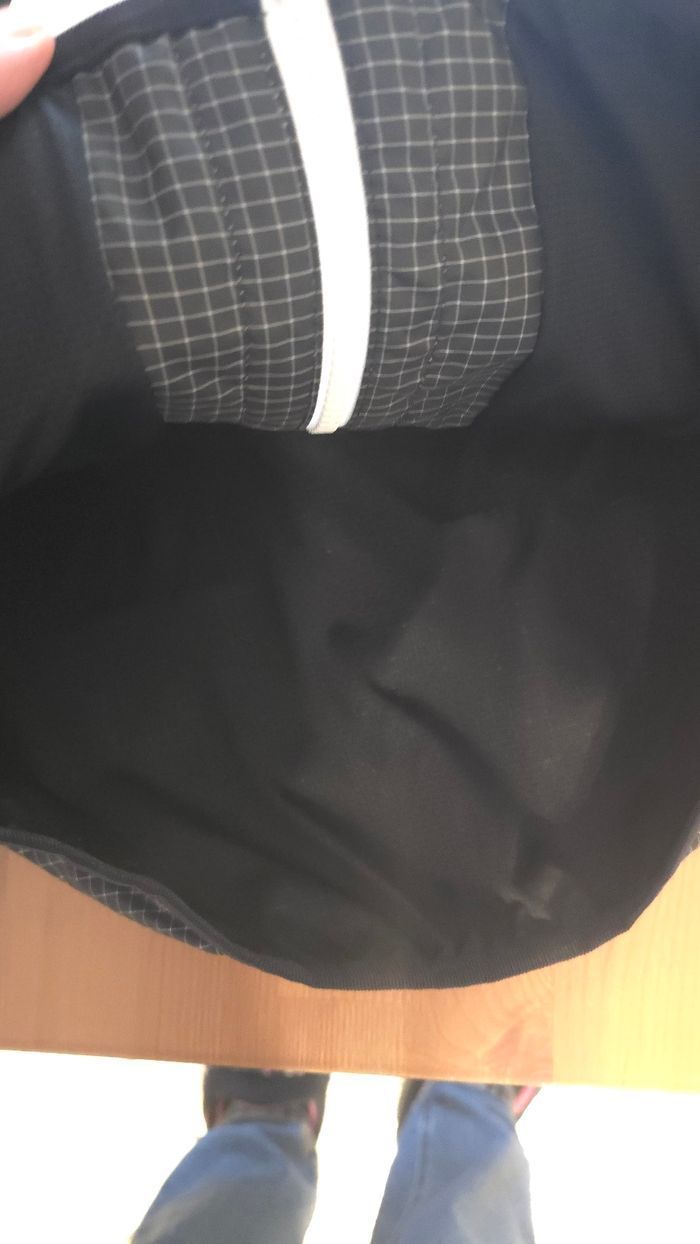 NEUF (non porté) 🏷🥰😍🤩 superbe coupe vent NIKE mixte taille 10 ans 🤩😍🥰 - photo numéro 7