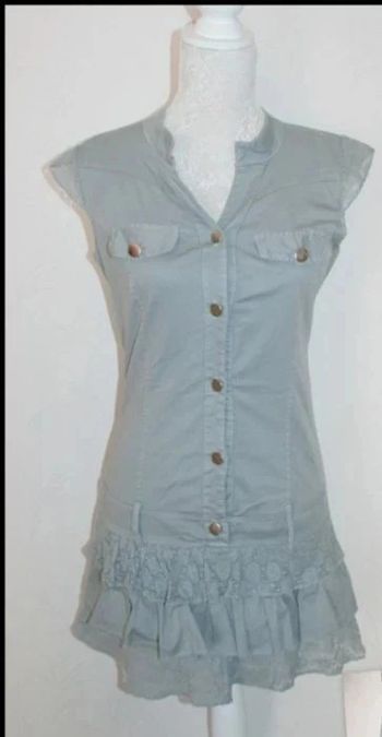 Robe grise taille petit 38