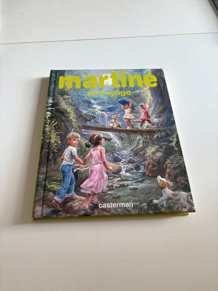 Livre avec 8 histoires Martine en voyage de Gilbert Delahaye & Marcel Marlier