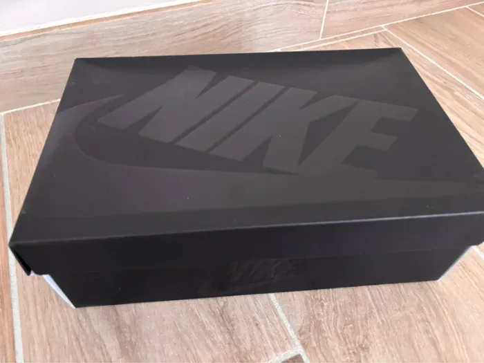 Baskets Nike Field Général neuves Taille 42,5 - photo numéro 5