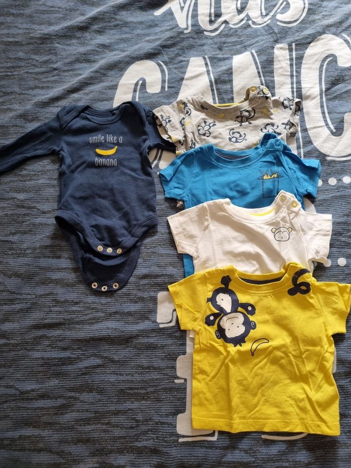 Tee-shirt manche courte 0/2 mois neuf - photo numéro 2