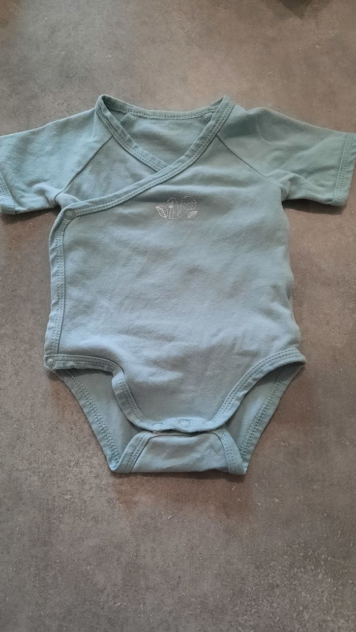 Lot de 3 bodies 1 mois - photo numéro 2