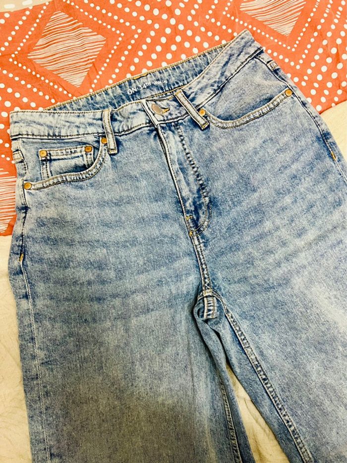 Jean baggy bleach - marque On the 34th - photo numéro 3