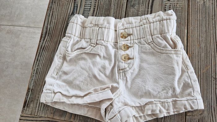 Short jean couleur crème 5 ans kiabi