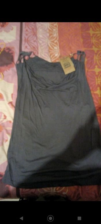 Débardeur bleuté col bénitier et lanières épaules DDP