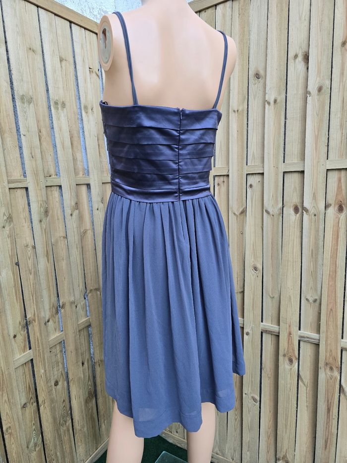 Robe neuve satinée voilage 🍒zara🍒taille 38 non négociable - photo numéro 5
