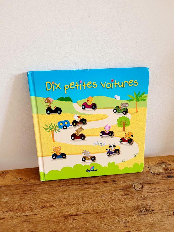 Livre "Dix petites voitures"