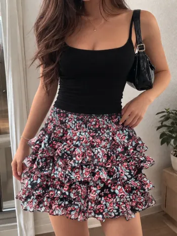 Jupe courte à volants imprimé fleuri – Tendance & féminine - taille s
