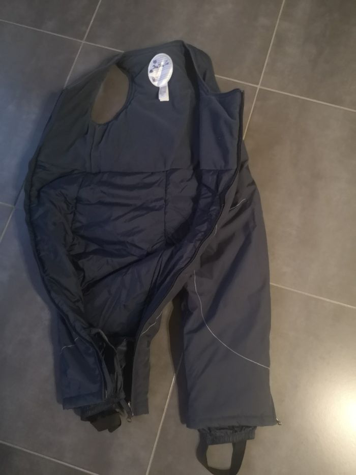 Salopette de ski - photo numéro 2