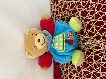 Doudou ours bleu rouge vert champignon colors KALOO