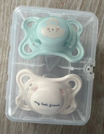 Tétine bébé