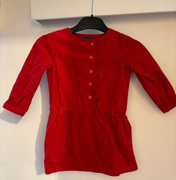 Robe rouge / Taille 23 mois