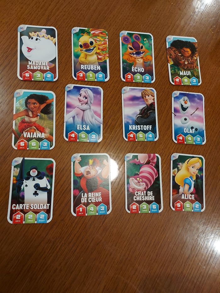 Lot 12 cartes Disney leclerc