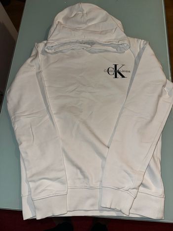 Sweat à capuche Calvin Klein blanc 16 ans / S - Bon état 2 petits trous