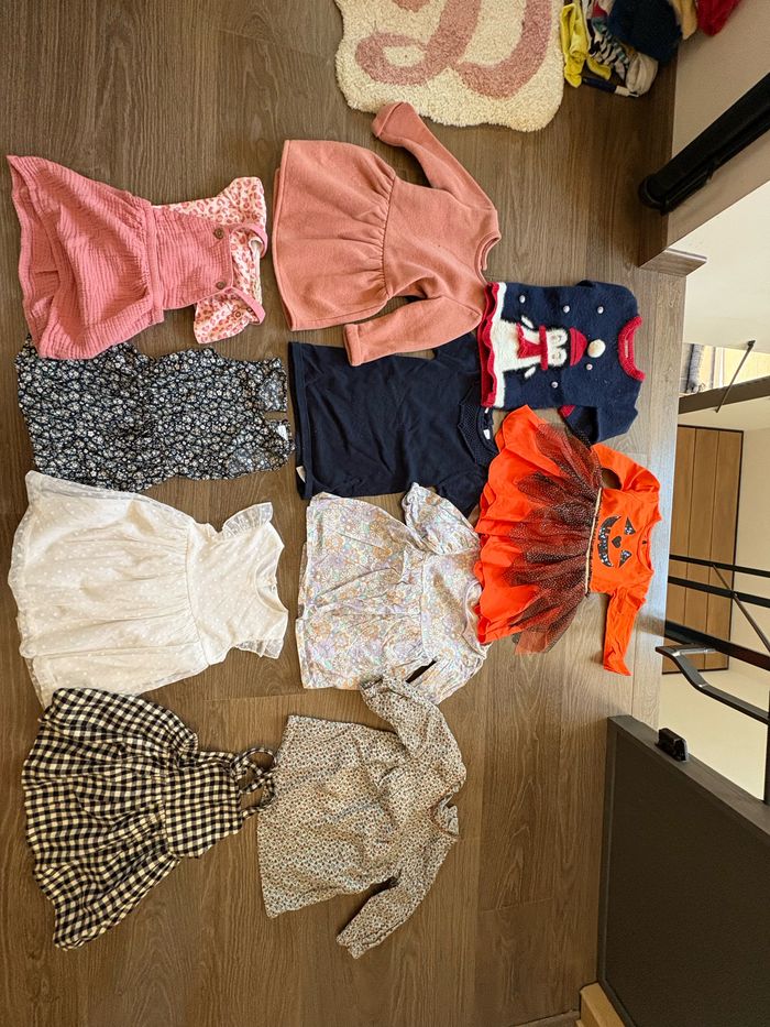 Lot (180 pièces) petite fille taille 80 - photo numéro 5