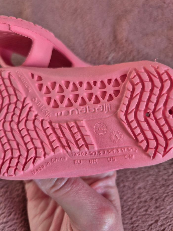 Claquettes taille 19-20 - photo numéro 4