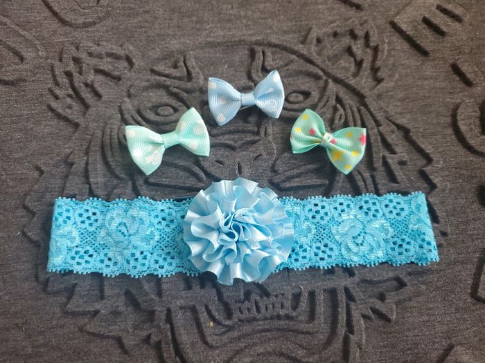 🌴  Lot de 3 barettes noeud et 1 bandeau dentelle bleu - photo numéro 2