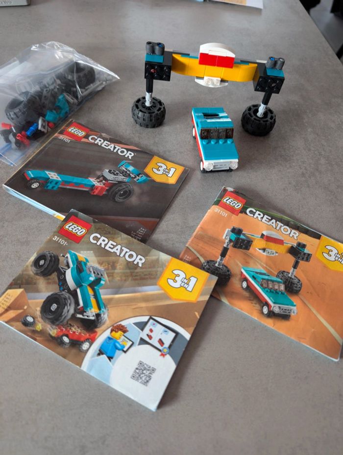 Lego creator 31101