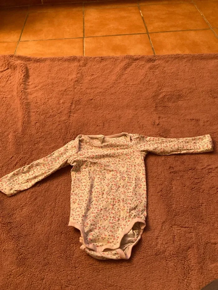 Body bébé - photo numéro 3