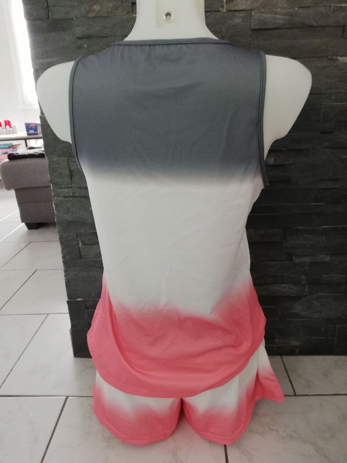 Ensemble tee shirt short - photo numéro 2