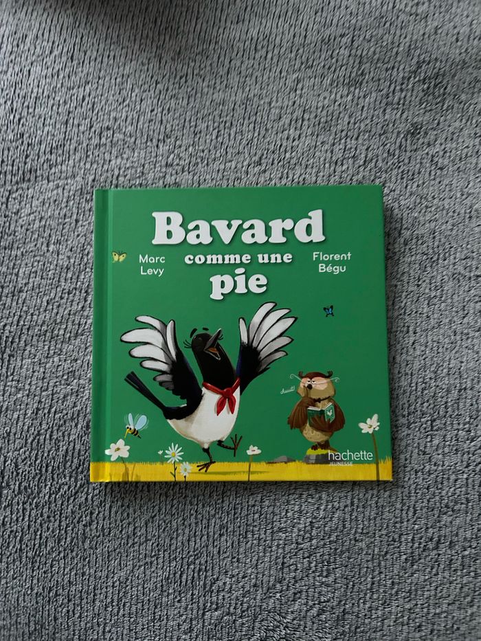 Livre McDo « Bavard comme une pie » Collection « C’est comme ça ! », 2017 Nº12/12 Livre en parfait