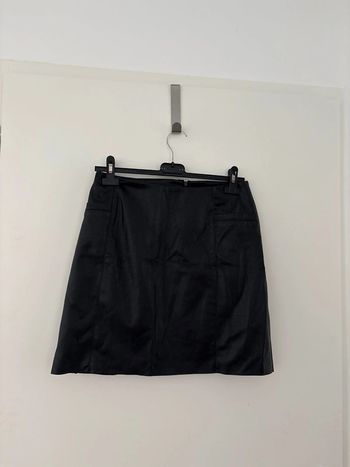 Jupe simili cuir noir cache cache