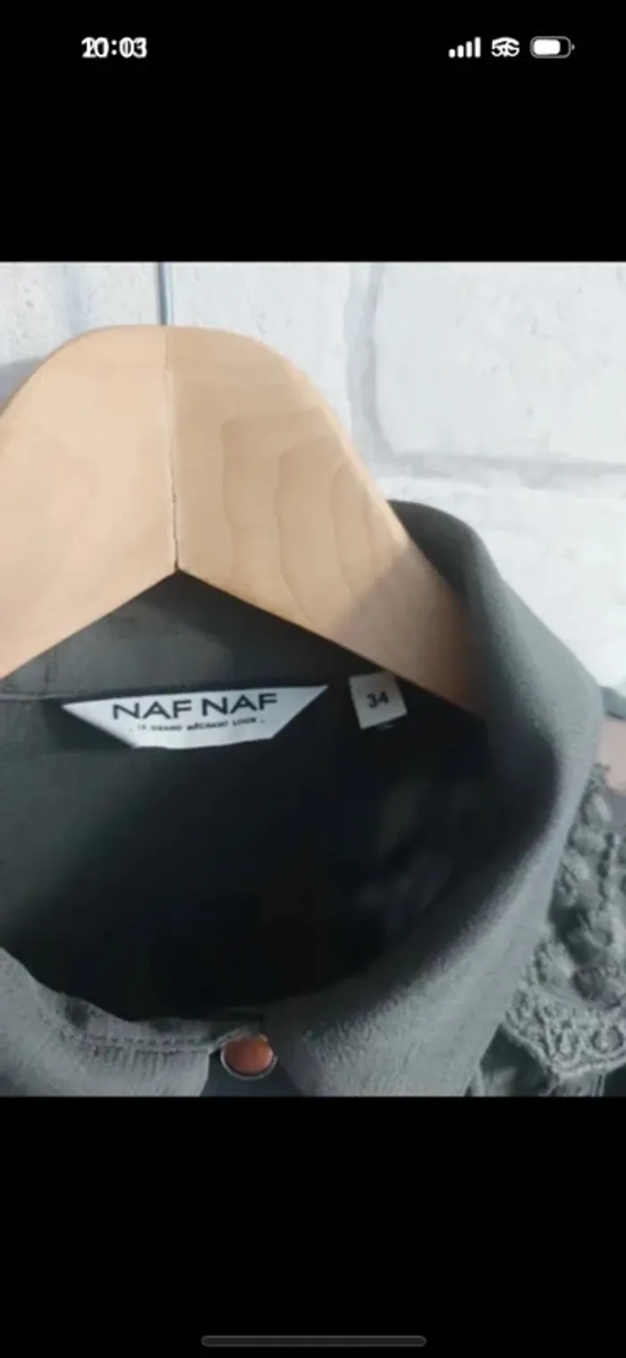 Chemise Naf Naf taille 34 - photo numéro 3