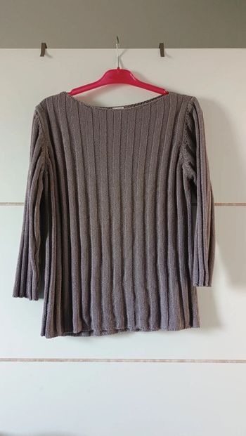 Pull épais taille 4
